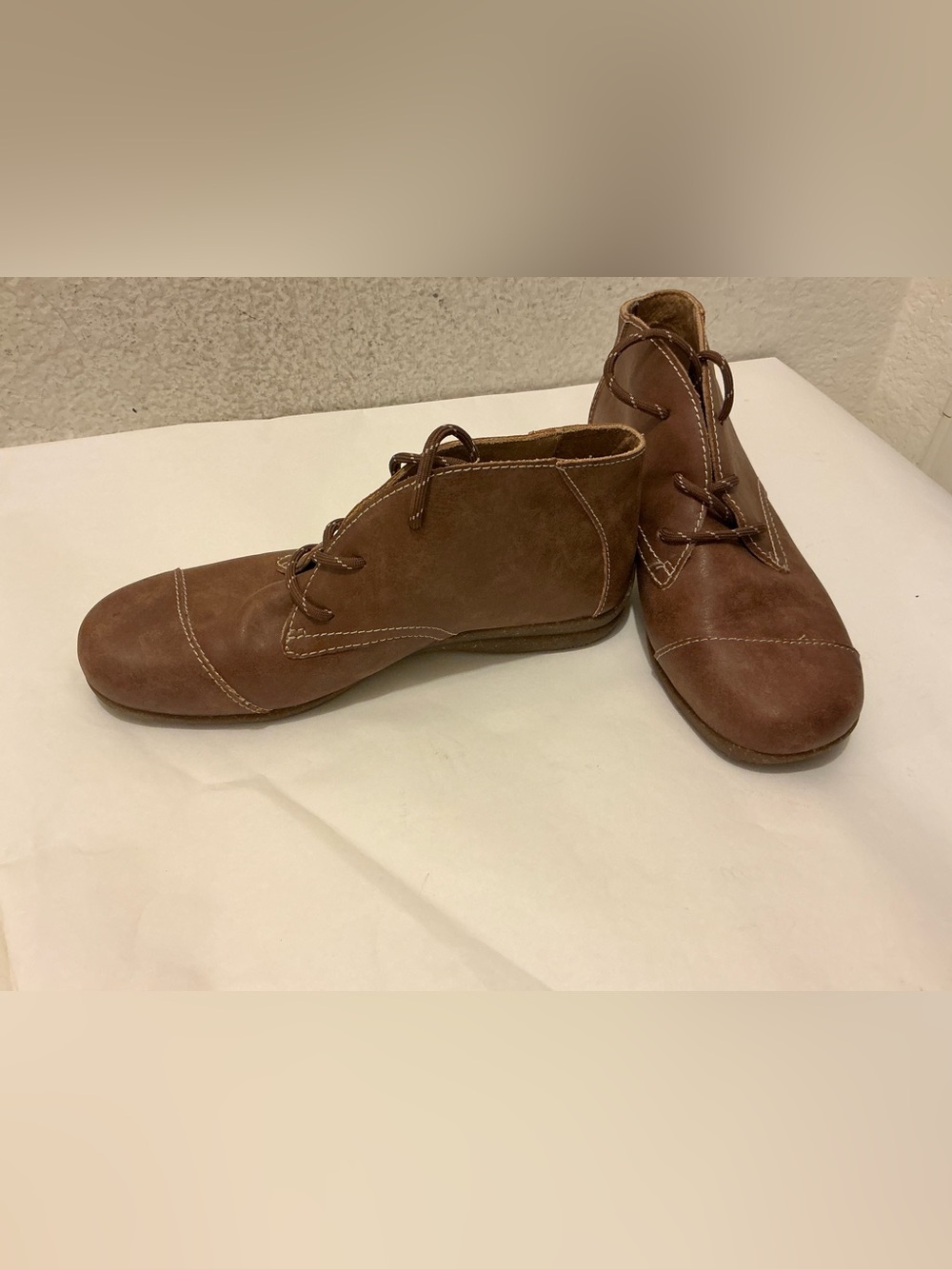 Born Sabelle Brown Lace-Up Ankle Booties women’s size 8 - Picture 3 of 7